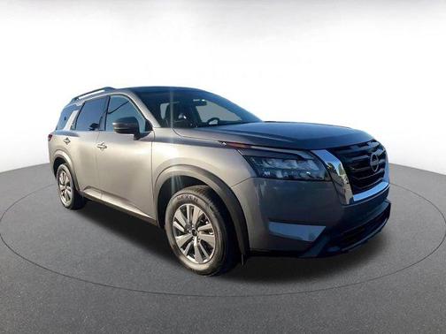 2025 Nissan Pathfinder SV FWD