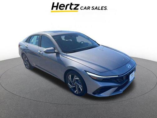 2025 Hyundai ELANTRA SEL