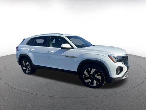 2025 Volkswagen Atlas Cross Sport 2.0T SE w/Technology 4MOTION