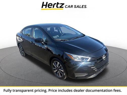 Super Black 2025 Nissan Versa 1.6 SV