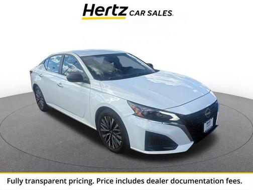 Glacier White 2025 Nissan Altima SV FWD