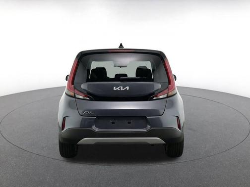 Gravity Gray 2025 Kia Soul LX