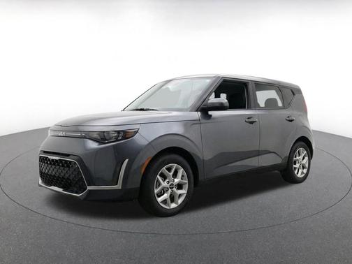 Gravity Gray 2025 Kia Soul LX