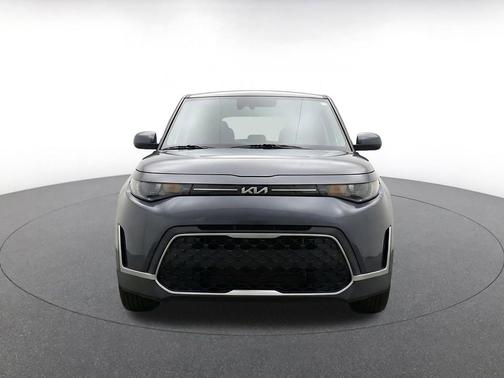 Gravity Gray 2025 Kia Soul LX