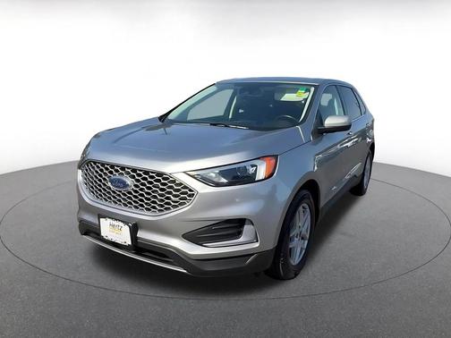 Iconic Silver Metallic 2024 Ford Edge SEL