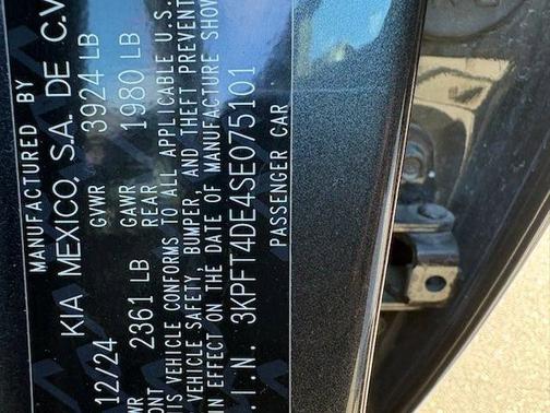 2025 Kia K4 LXS