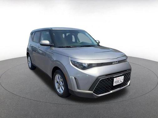 Steel Gray 2025 Kia Soul LX