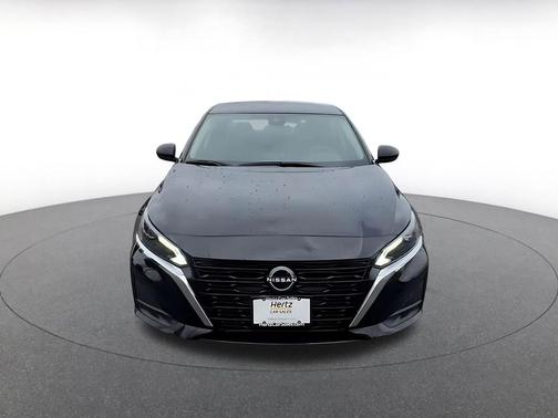 Super Black 2025 Nissan Altima SV FWD