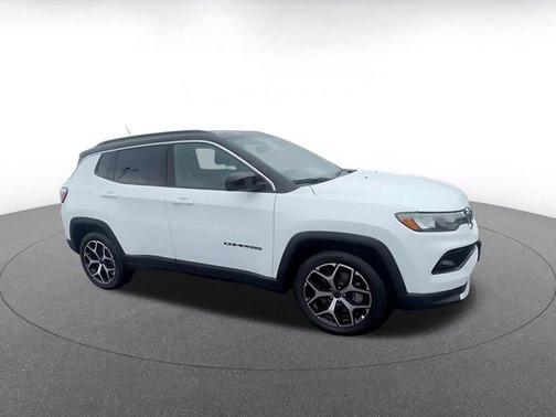 Bright White Clearcoat 2025 Jeep Compass Limited