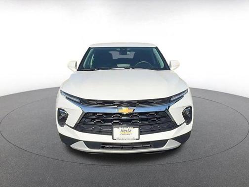 Summit White 2025 Chevrolet Blazer 2LT