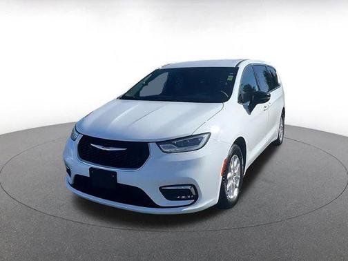 2025 Chrysler Pacifica L