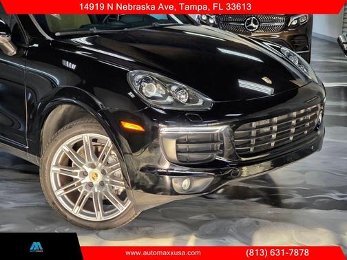 Black 2018 Porsche Cayenne Platinum Edition