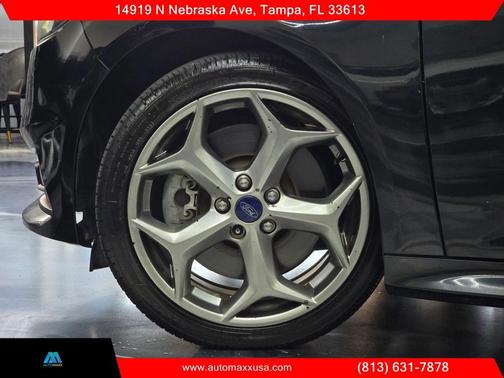 Tuxedo Black 2015 Ford Focus ST