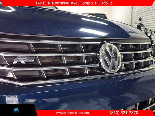 2018 Volkswagen Passat 2.0T R-Line