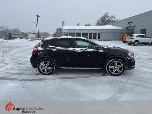 2015 Mercedes-Benz GLA-Class 4MATIC
