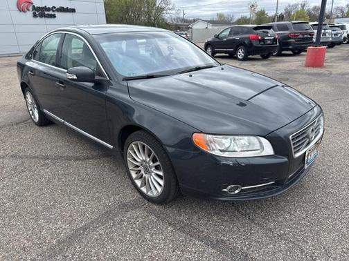 2010 Volvo S80 V8