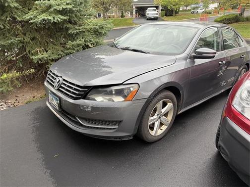 2013 Volkswagen Passat 2.5 SE