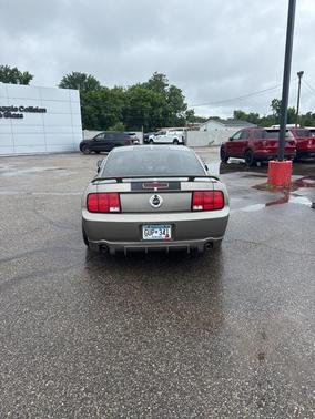 2005 Ford Mustang GT Premium