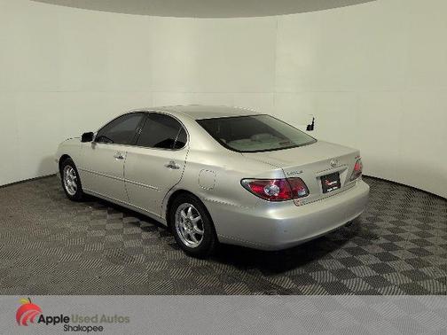 Alabaster Metallic 2002 Lexus ES 300 Base