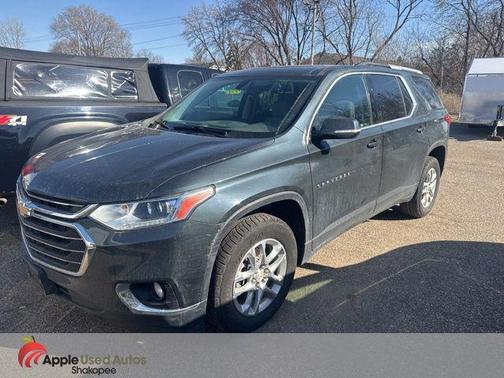 Graphite Metallic 2018 Chevrolet Traverse LT Cloth