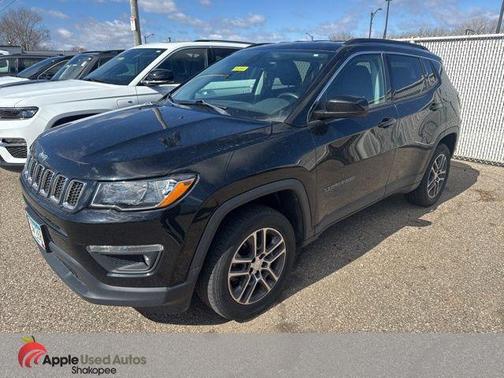 Diamond Black Crystal Pearlcoat 2017 Jeep New Compass Latitude