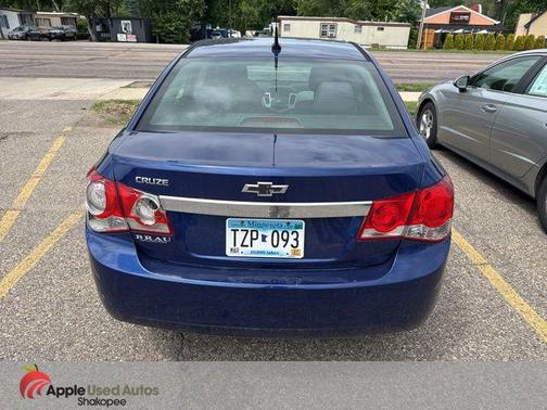 Topaz Metallic 2013 Chevrolet Cruze LS