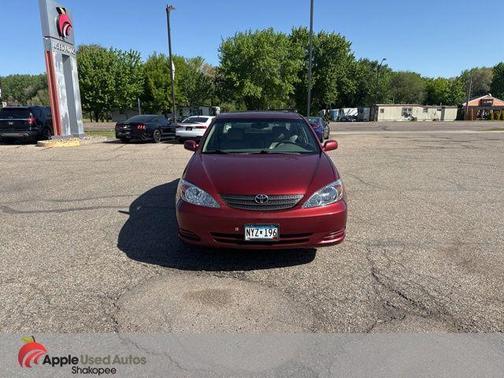 Salsa Red Pearl 2002 Toyota Camry XLE V6