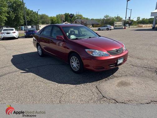 Salsa Red Pearl 2002 Toyota Camry XLE V6
