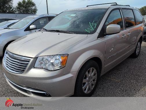 2015 Chrysler Town & Country Touring