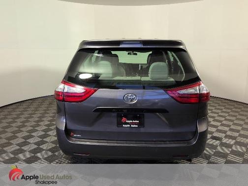 2016 Toyota Sienna SE