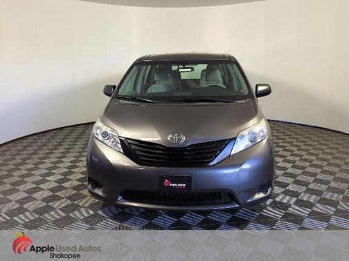 2016 Toyota Sienna SE