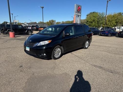 2015 Toyota Sienna XLE