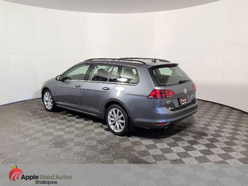 Platinum Gray Metallic 2017 Volkswagen Golf SportWagen TSI SE