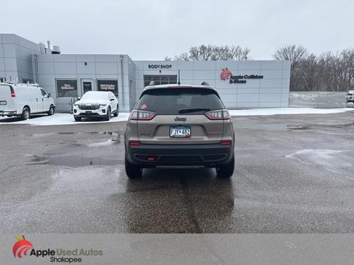 2020 Jeep Cherokee Trailhawk