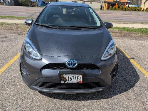 2018 Toyota Prius c Four