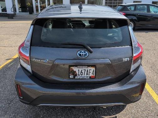 2018 Toyota Prius c Four