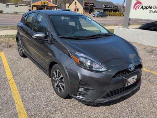 2018 Toyota Prius c Four
