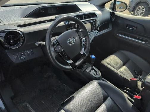 2018 Toyota Prius c Four