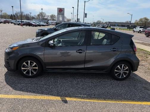 2018 Toyota Prius c Four