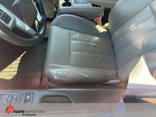 2014 Chrysler Town & Country Touring-L