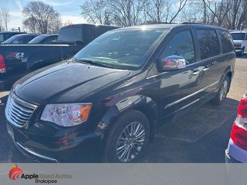 2014 Chrysler Town & Country Touring-L