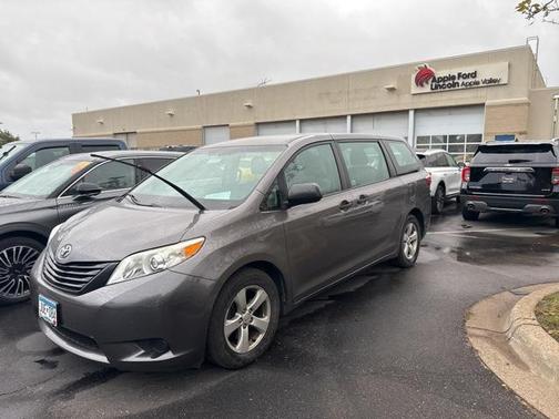 2016 Toyota Sienna SE