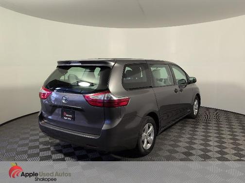2016 Toyota Sienna SE