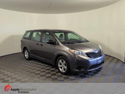 2016 Toyota Sienna SE
