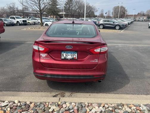 2014 Ford Fusion Hybrid SE