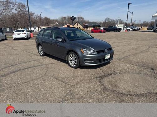 2017 Volkswagen Golf SportWagen TSI SE