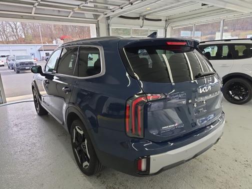 2023 Kia Telluride EX