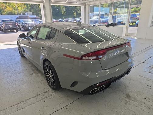 2023 Kia Stinger GT-Line