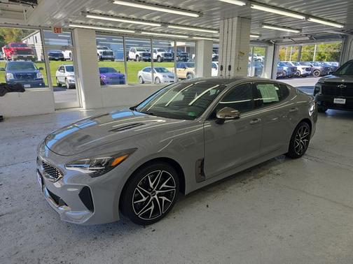 2023 Kia Stinger GT-Line