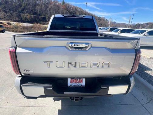 2024 Toyota Tundra Hybrid Capstone